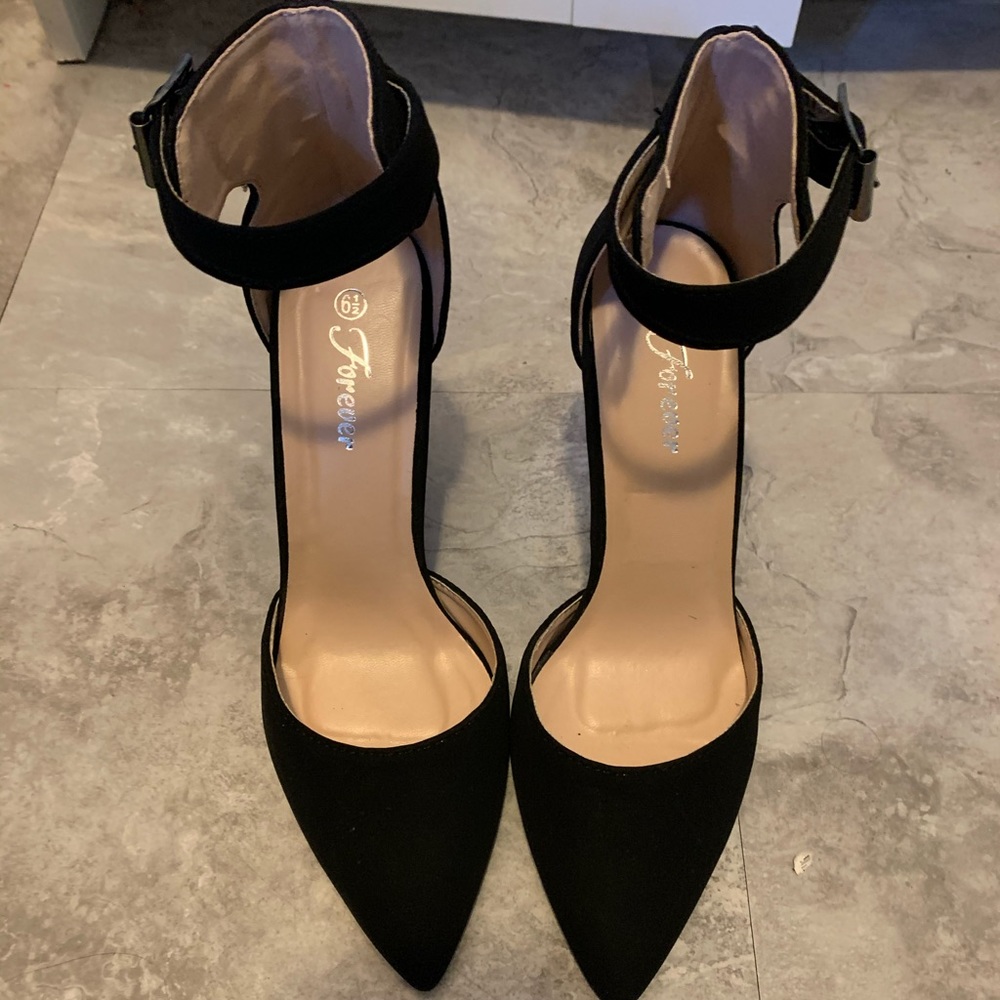 Women’s strap heels